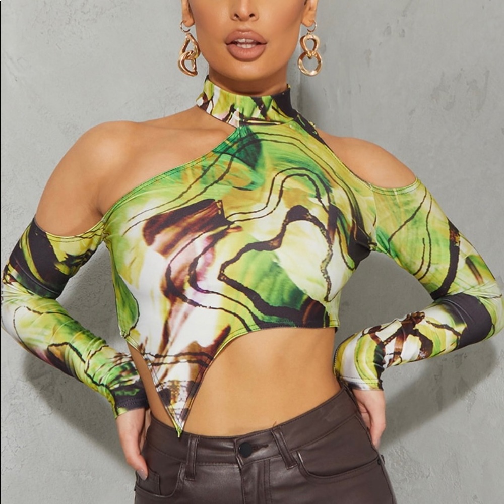 Pretty Little Thing Top